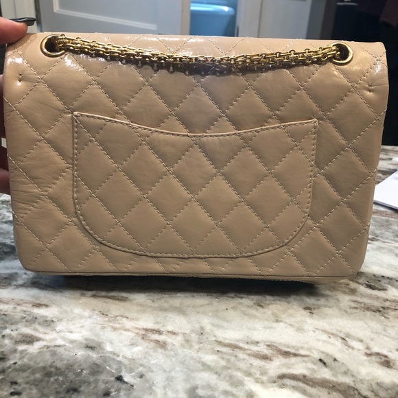 **AUTHENTIC** BEIGE CHANEL SHOULDER BAG!! - Picture 4 of 8